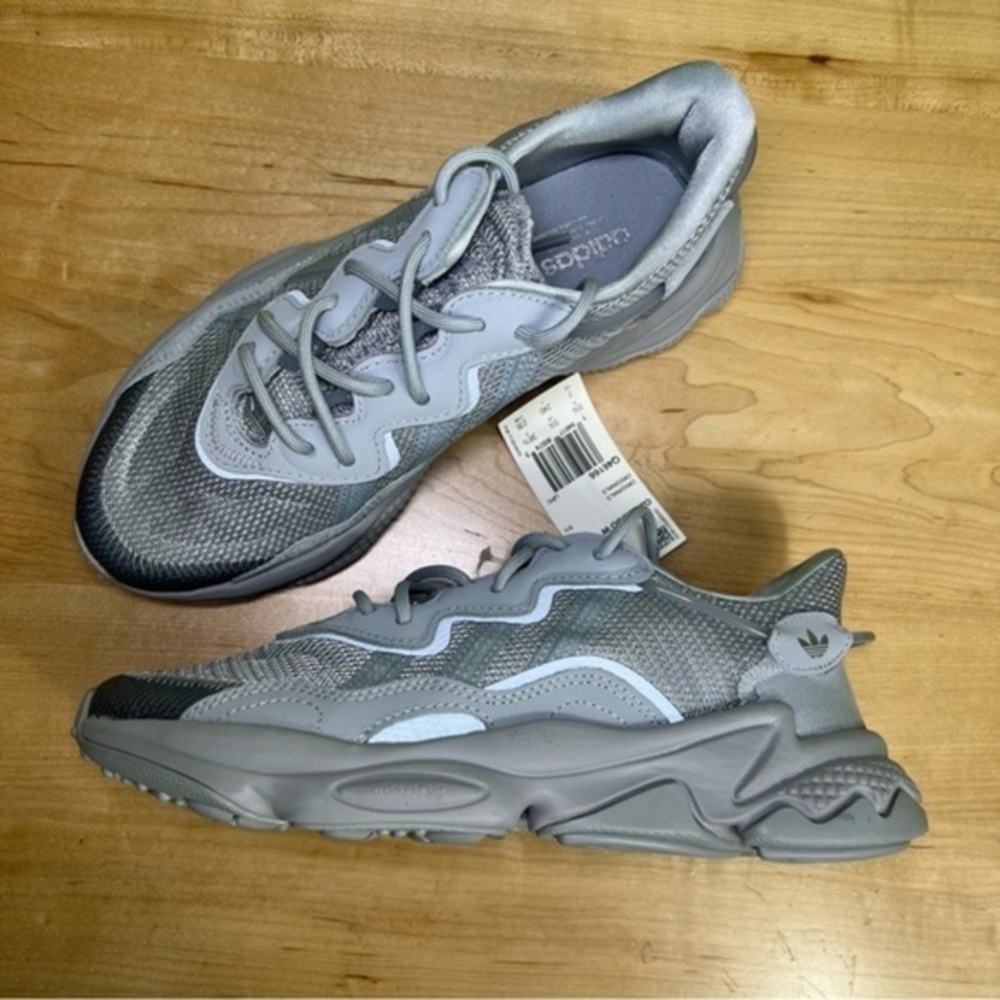 ADIDAS OZWEEGO sneakers grey/blue New SIZE  7 men